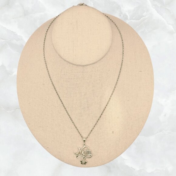 Sterling Silver "MOM" Pendant on Sterling Silver Box Chain - Picture 2 of 8